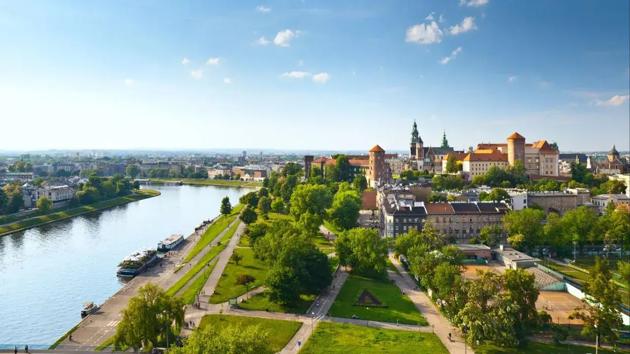 Ile trwa lot z Krakowa do Londynu? Poznaj fakty i ciekawostki