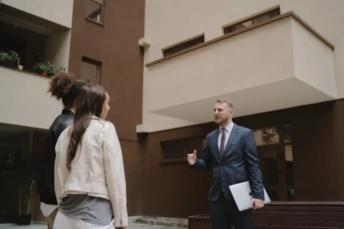Ile płacą skupy nieruchomości? Widełki cenowe i realna oferta