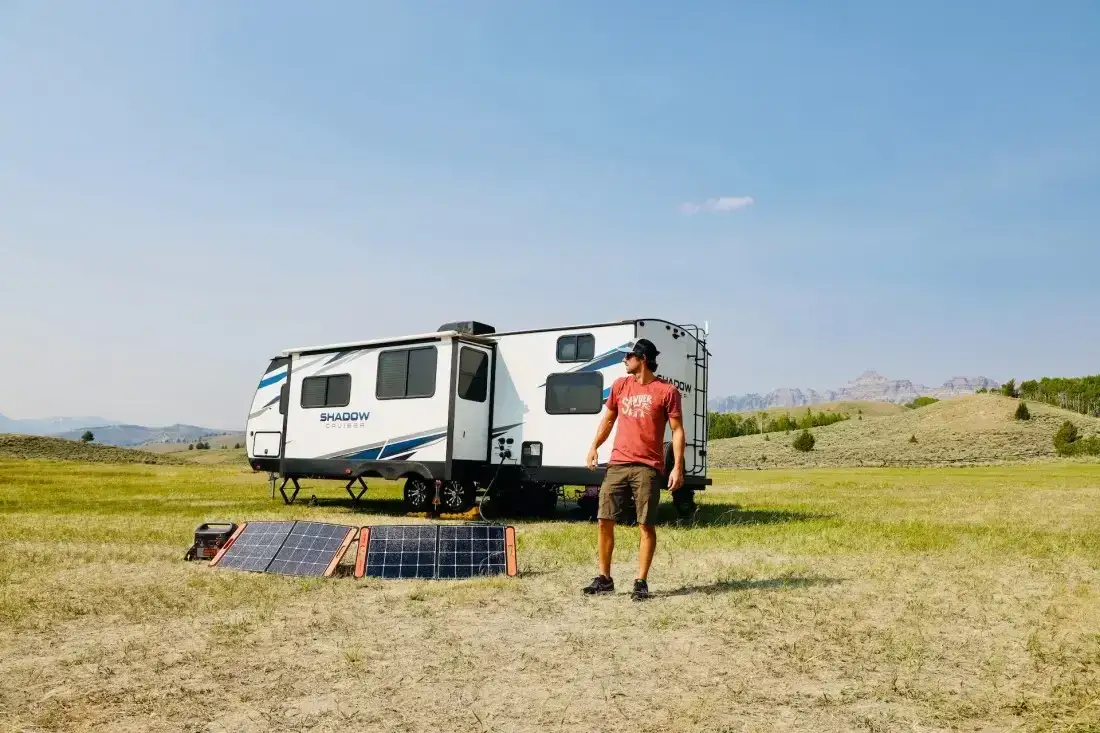 Czy solar turystyczny sprawdza się w podróży? Test praktyczny 2025
