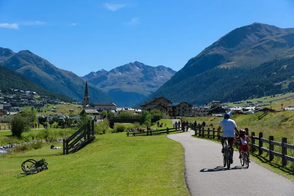Najlepsza trasa do Livigno: uniknij problemów w podróży i ciesz się widokami