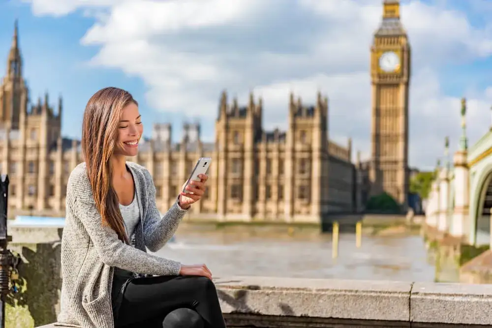 Czy w UK jest roaming? Sprawdź, co musisz wiedzieć przed wyjazdem