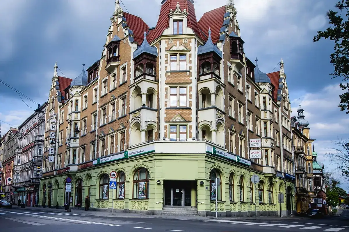 Czy hotele Diament to najlepszy wybór na nocleg w Gliwicach? Rady