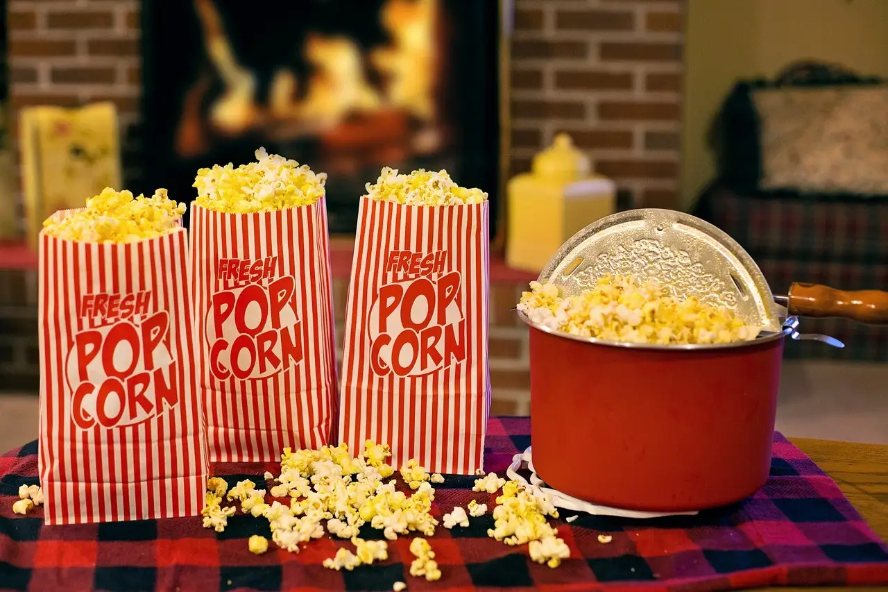 Jak odpowiednio wybrać film do oglądania z dziećmi?