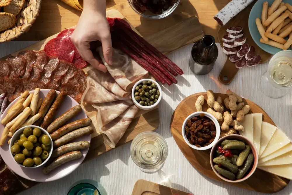 Hiszpańskie tapas, podróże i odrobina rozrywkowych emocji wieczorem