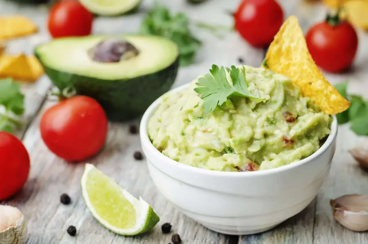 Prosty przepis na guacamole z awokado – jak uniknąć błędów i zrobić je idealnie