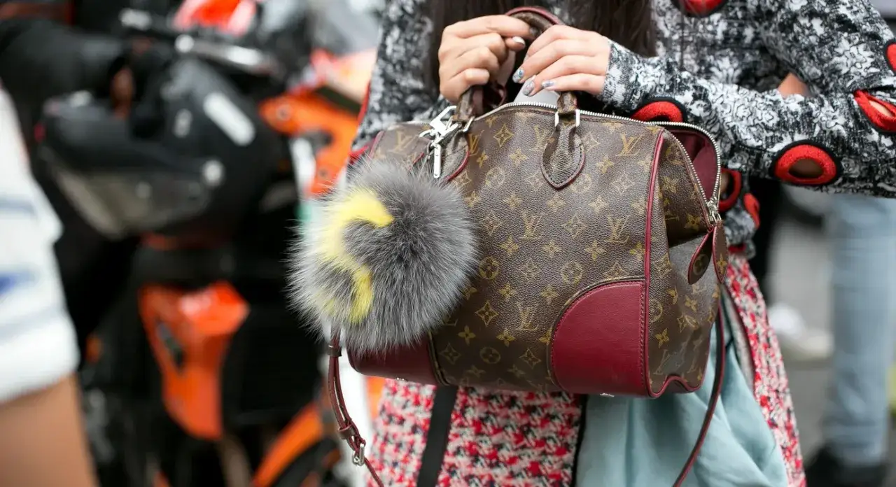 Gdzie kupić Louis Vuitton w Warszawie - Sprawdź najlepsze opcje