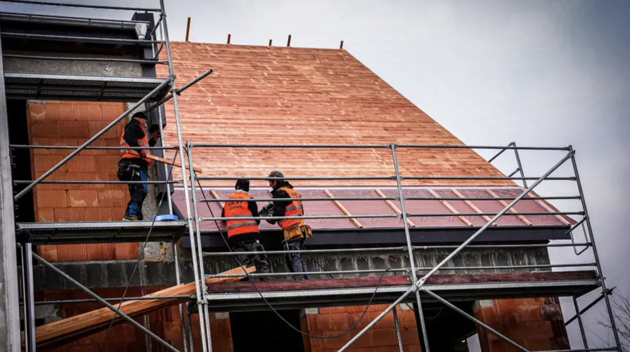 jak wybrać właściwy materiał, który zapewnia trwałość - jakie deski wybrać