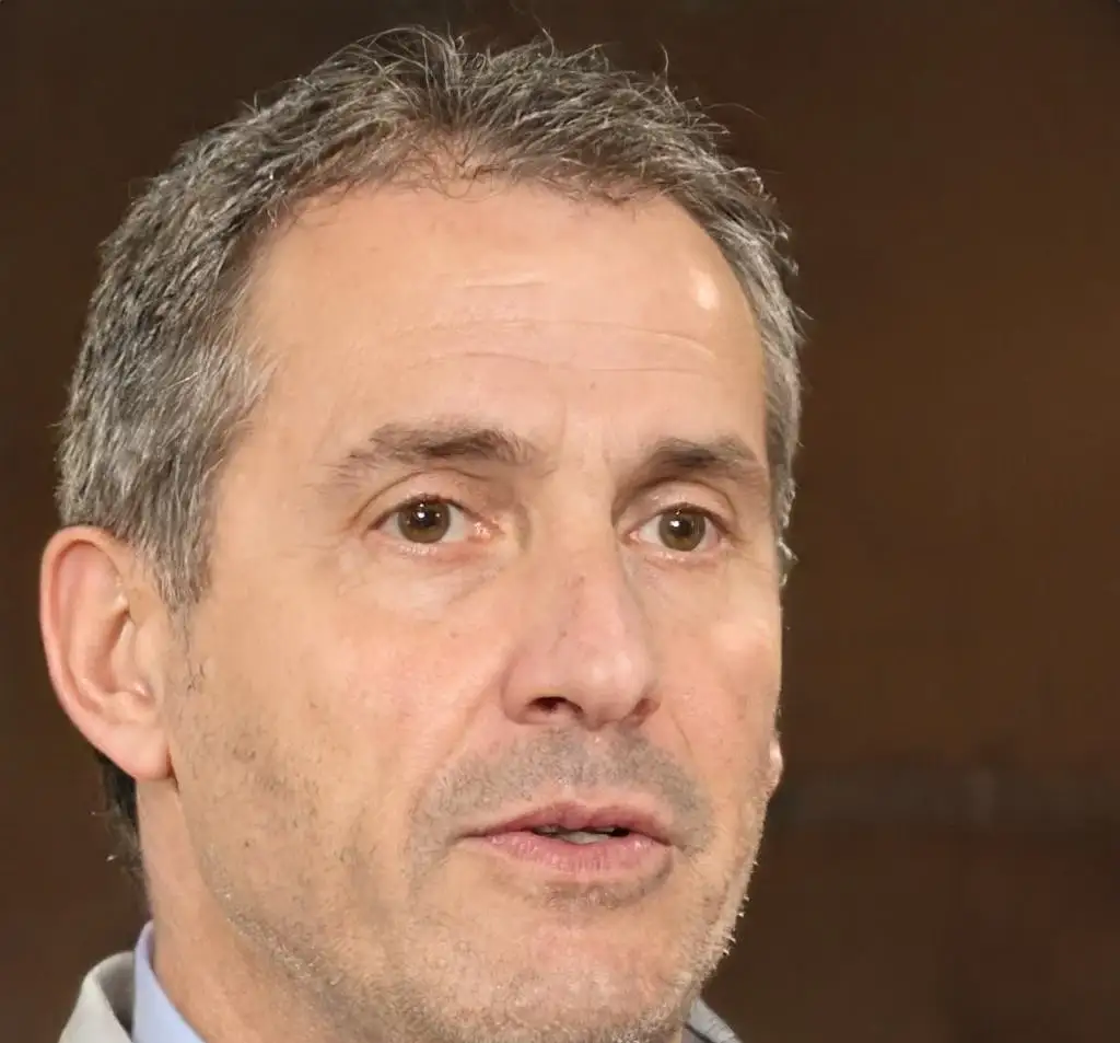 Autor Mirosław Pawlikowski