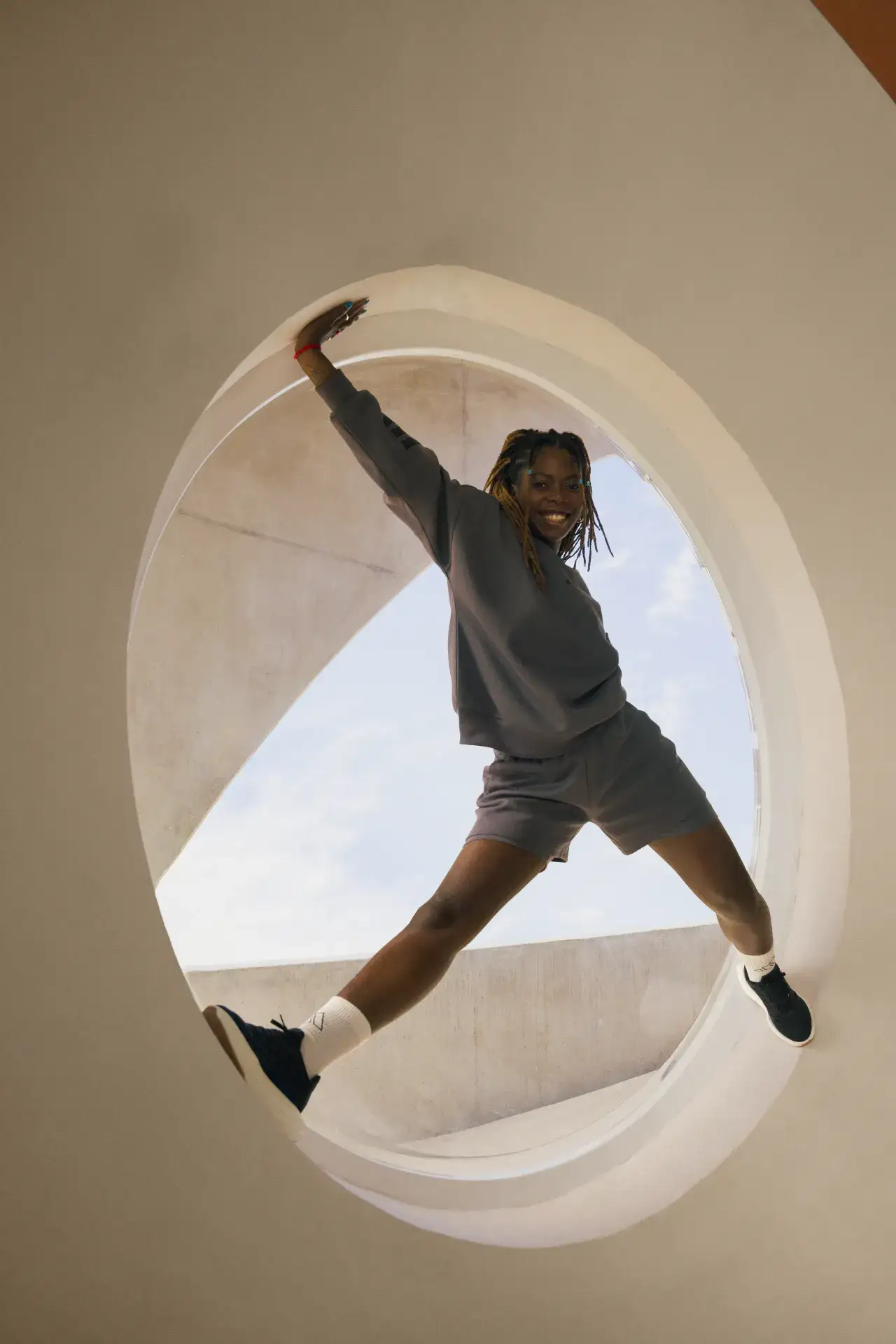 modne sneakersy damskie Fila