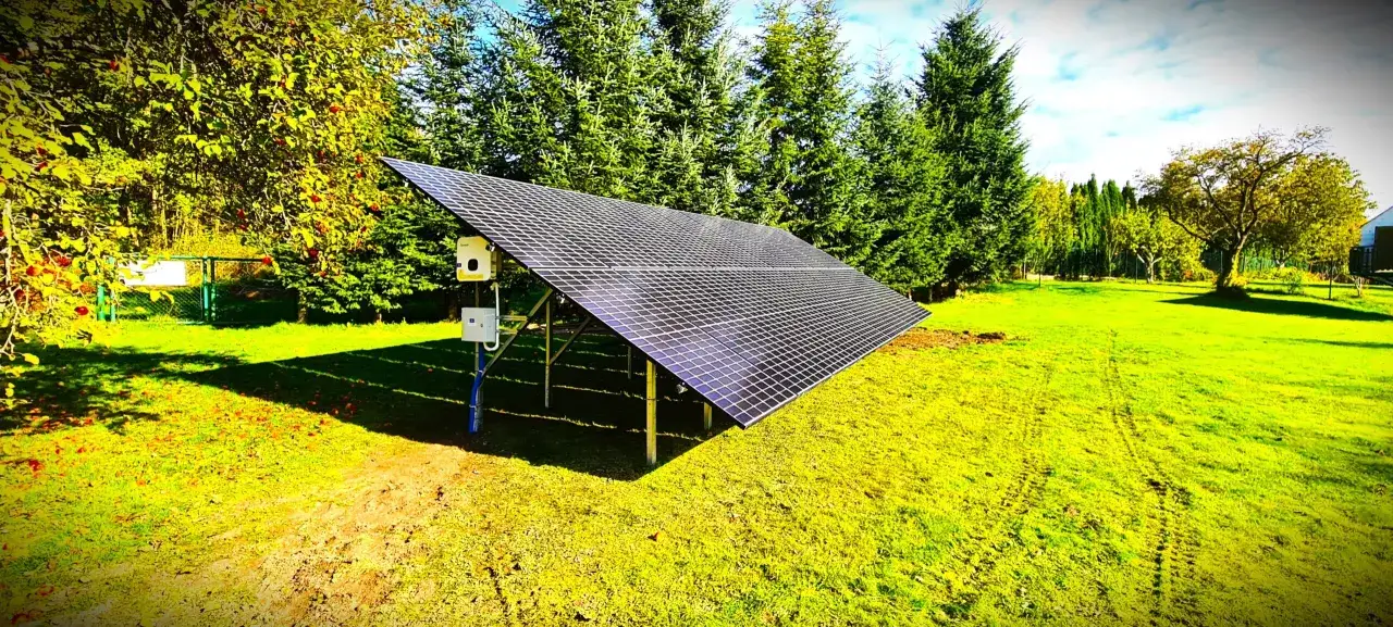 Hurtownia Fotowoltaiczna oferuje panele, inwertery i magazyny energii, zapewniając kompleksowe rozwiązania dla nowoczesnych instalacji PV