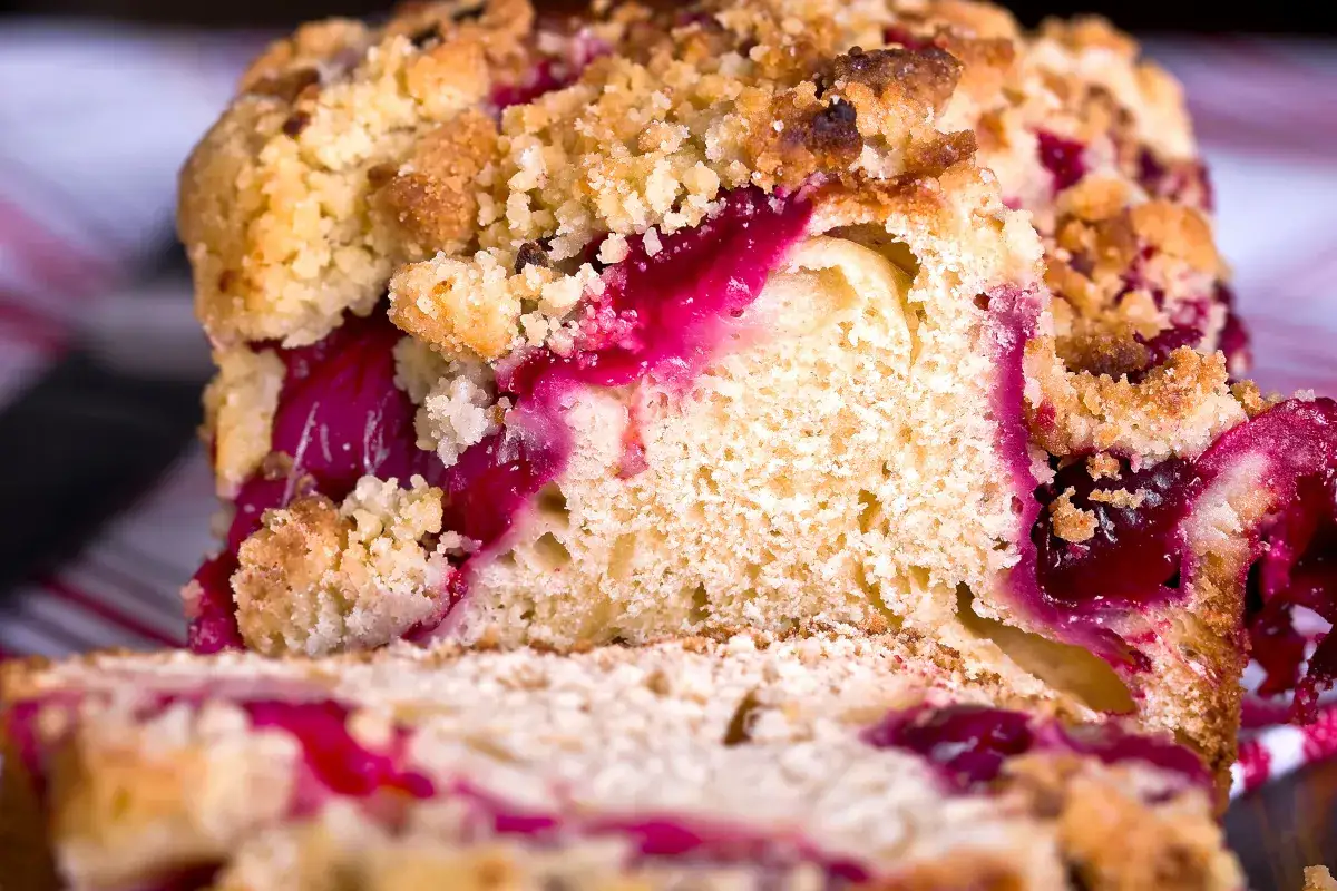 Ciasto drożdżowe blady kolor