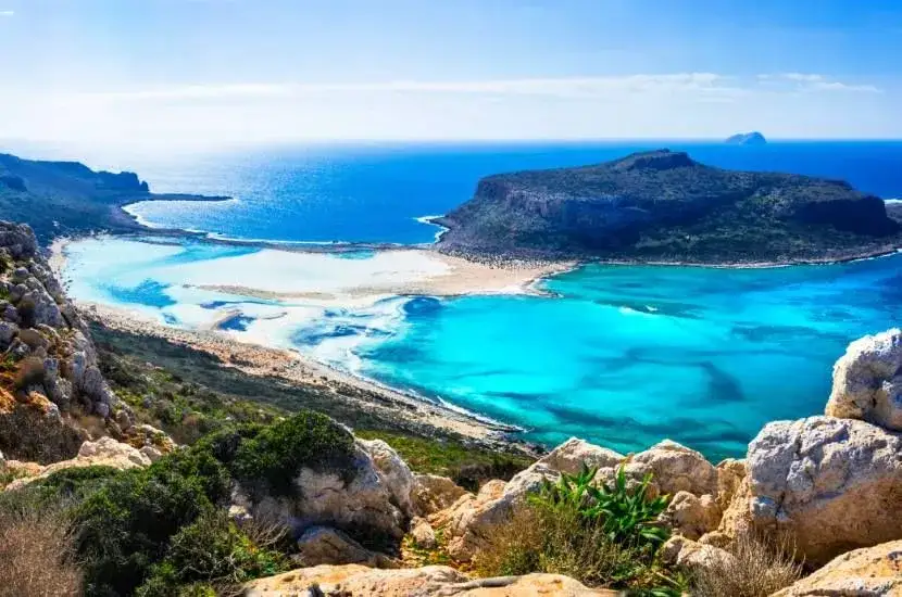 Zdjęcie Ile trwa lot z Gdańska na Kretę? Sprawdź czas i szczegóły lotów