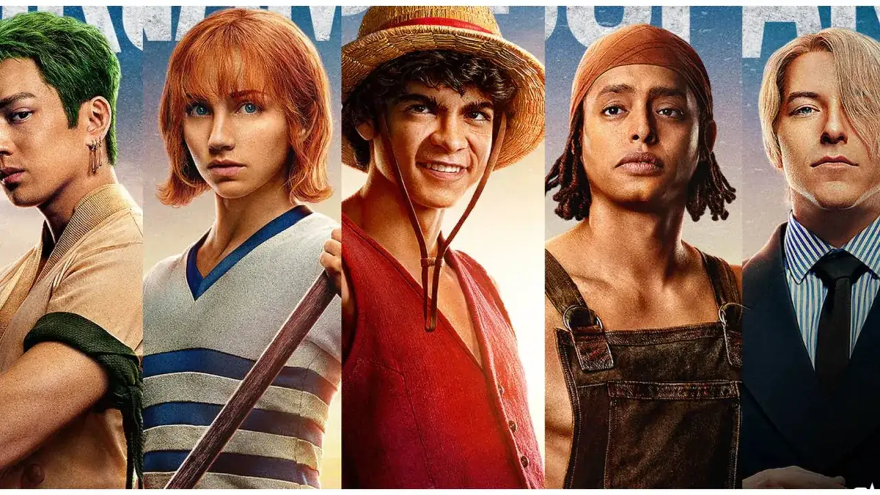 Gł&oacute;wna obsada One Piece: zielonowłosy Zoro, Nami z rudymi włosami, uśmiechnięty Luffy w słomkowym kapeluszu, Usopp w brązowej opasce i blondwłosy Sanji w garniturze.