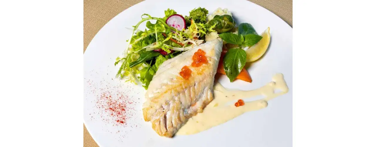 dorsz ze skórą na patelni chrupiąca skórka