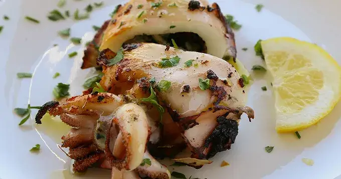 Zdjęcie Seiche grillée à la plancha : une recette simple et savoureuse