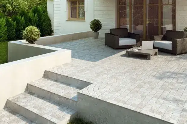 Zdjęcie Jak położyć płytki na tarasie: 8 kroków do trwałego efektu