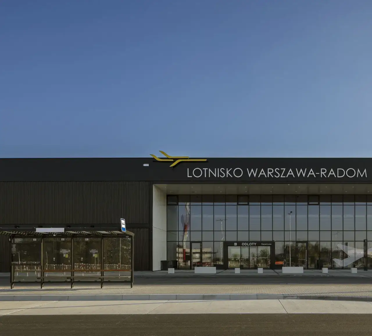 Lotnisko Warszawa-Radom terminal pasażerski