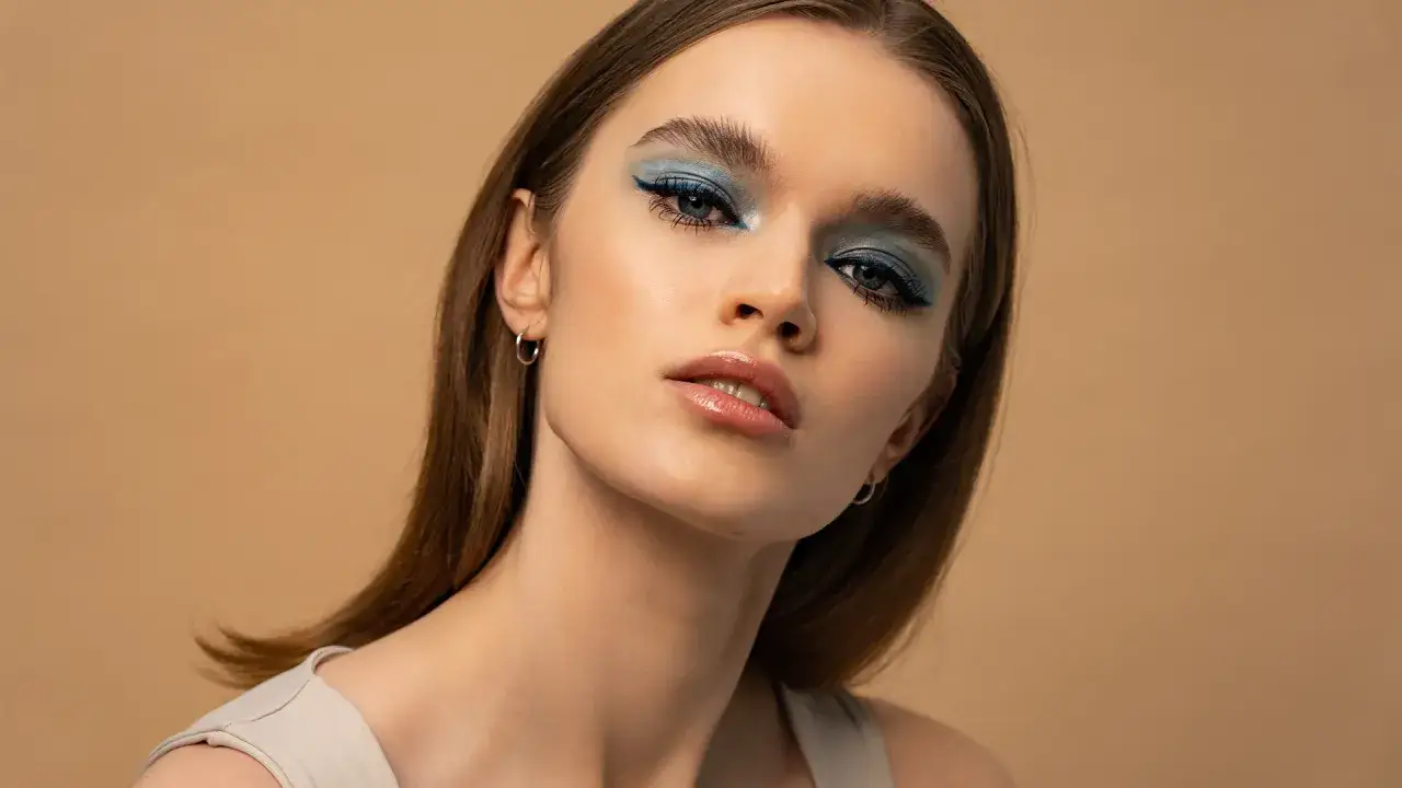 Paese Illuminating Covering Powder before after glow