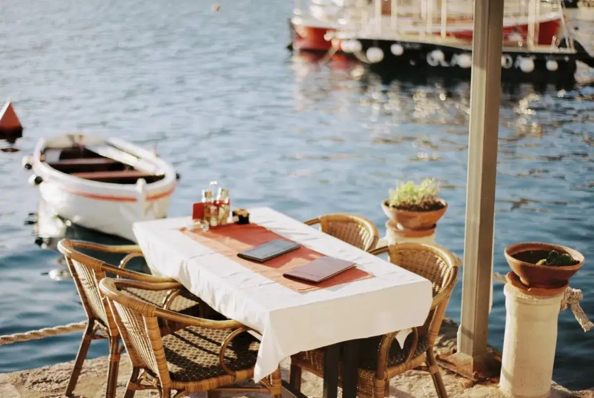 Zdjęcie Gdzie zjeść w Rynie? Odkryj najlepsze restauracje i smaki