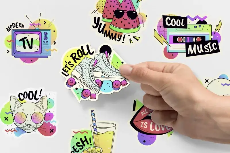 przykłady profesjonalnie wydrukowanych naklejek z cięciem po obrysie