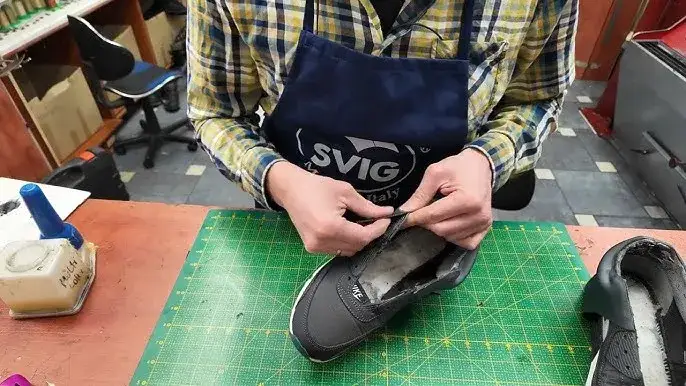 montaż wklejanych zapiętek do but&oacute;w instrukcja