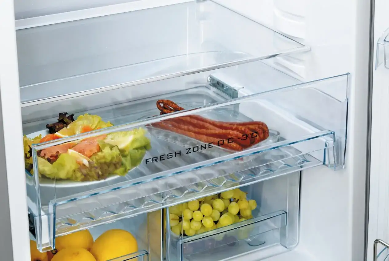 wnętrze lodówki technologie No Frost komora zero