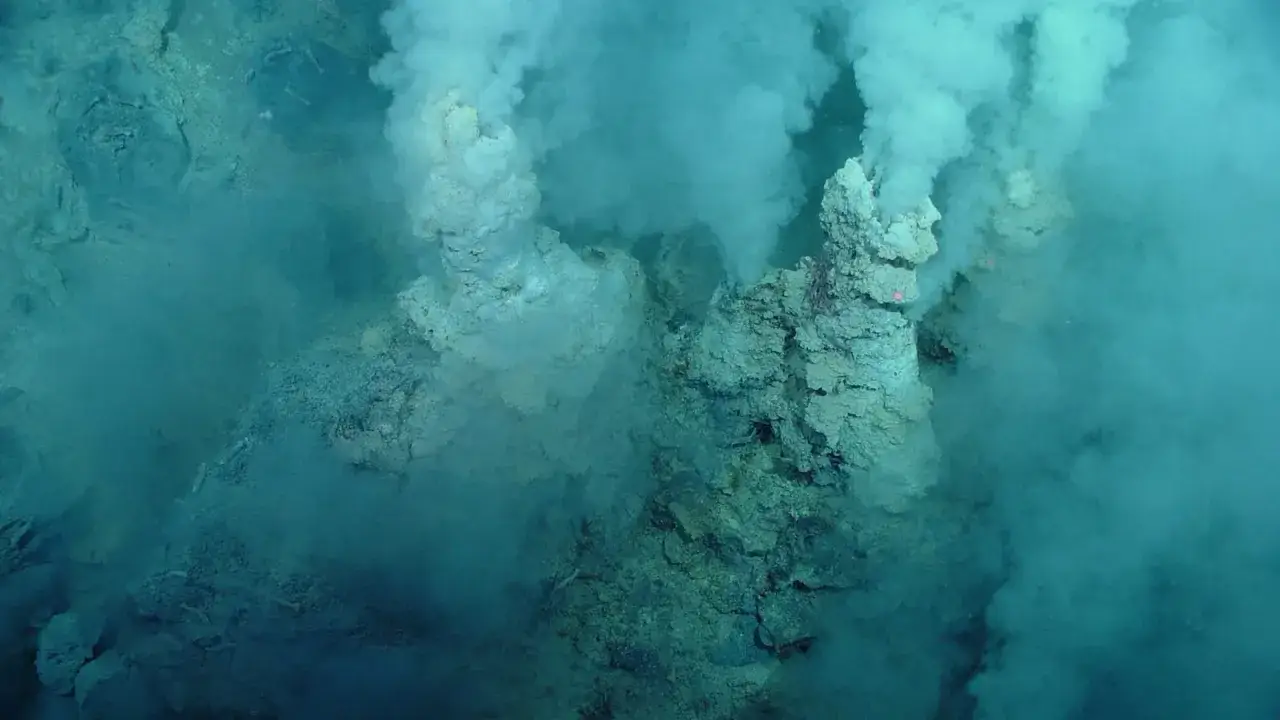 kominy hydrotermalne na dnie oceanu