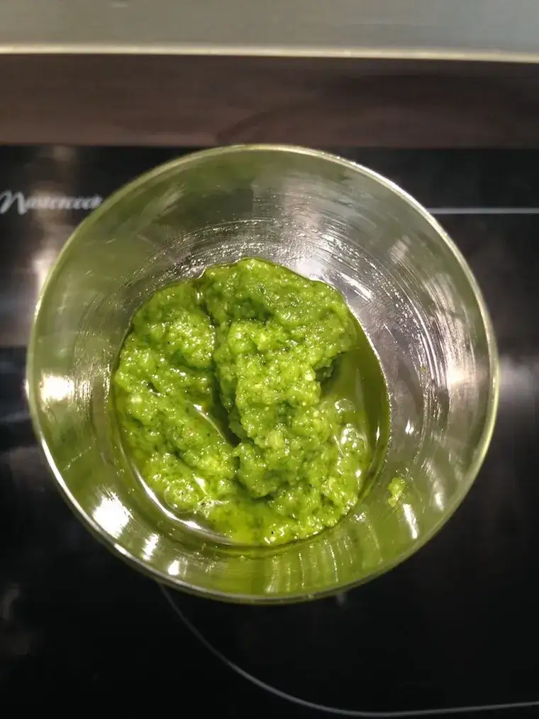 Zdjęcie Zielone pesto do czego? Odkryj przepisy i zastosowania w kuchni