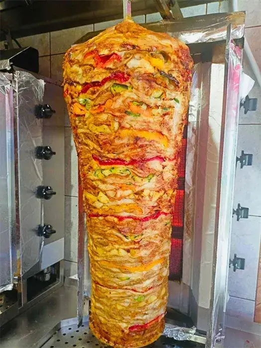 Zdjęcie Kraftowe mięso kebab - co to znaczy i dlaczego warto je wybrać
