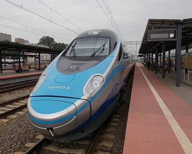 Zdjęcie Ile jest pendolino w Polsce? Sprawdź aktualny stan i trasy pociągów