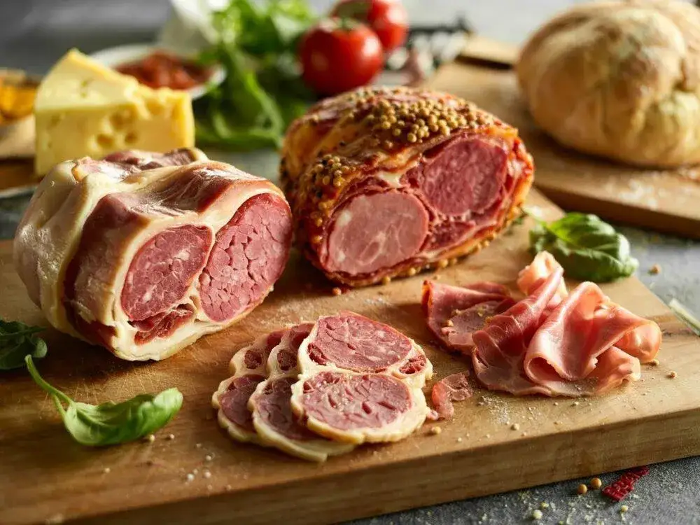 Zdjęcie Jaką szynkę do pizzy wybrać, aby uniknąć przeciętnego smaku?