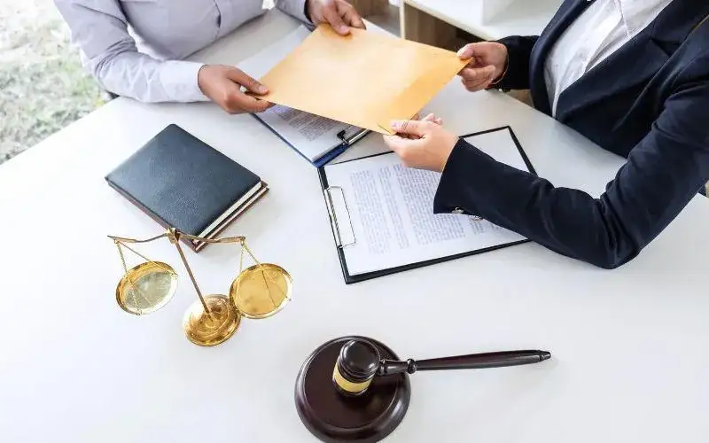 Zdjęcie Kto może otrzymać odpis postanowienia o stwierdzeniu nabycia spadku? Sprawdź, zanim będzie za późno!