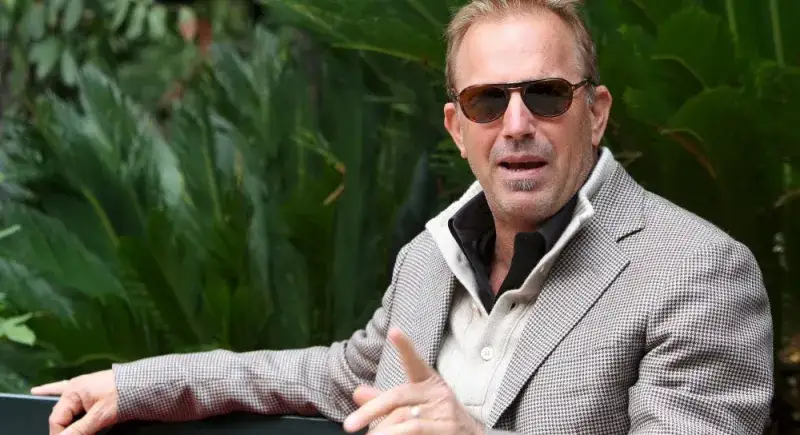 Zdjęcie Kto grał w filmie Bodyguard? Poznaj obsadę i ich role