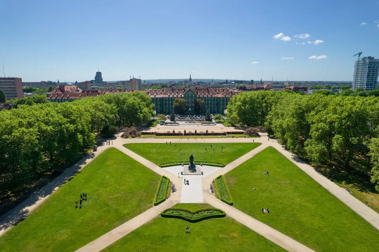 Zdjęcie Szczecin ile km? Sprawdź, jak daleko do popularnych miejsc!