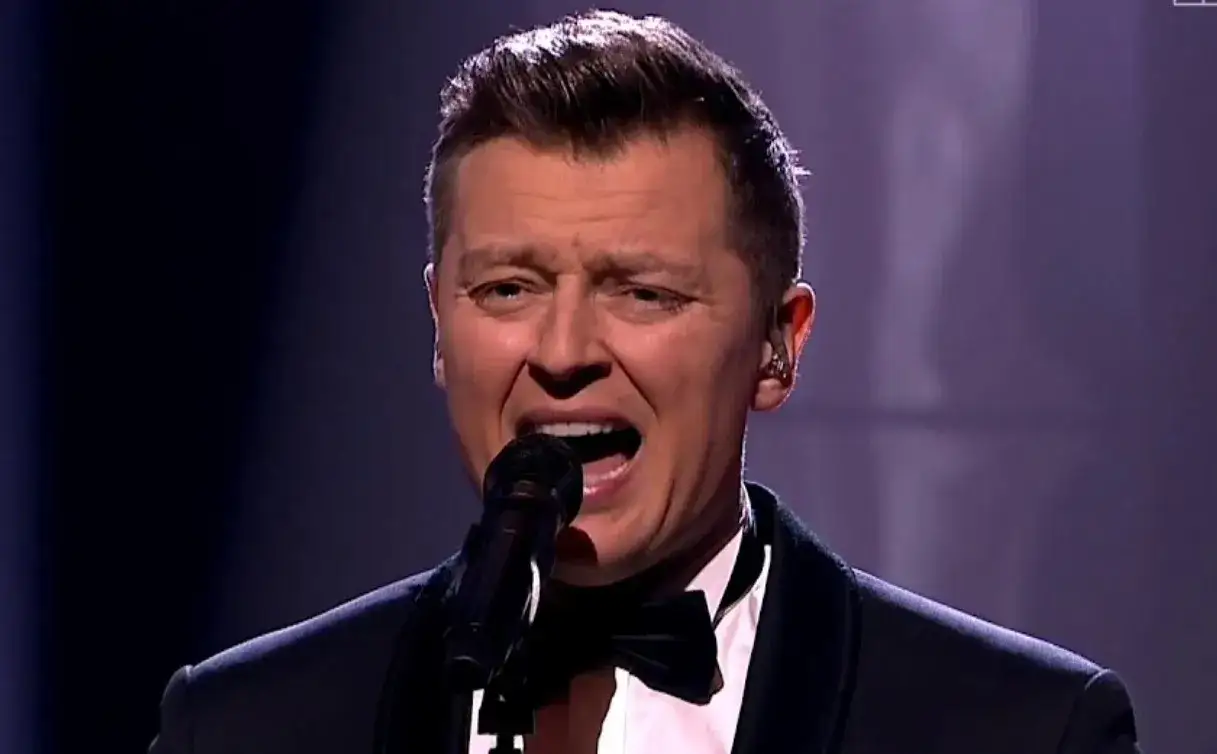 Zdjęcie Ile lat ma Rafał Brzozowski? Zaskakujący wiek piosenkarza