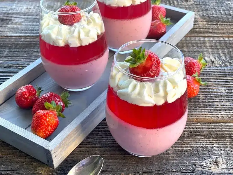 Zdjęcie Jak połączyć mascarpone z galaretką? Gładki deser bez grudek