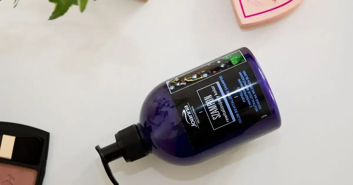 Zdjęcie Szampon Joanna Professional rewitalizujący kolor - skuteczna pielęgnacja włosów farbowanych