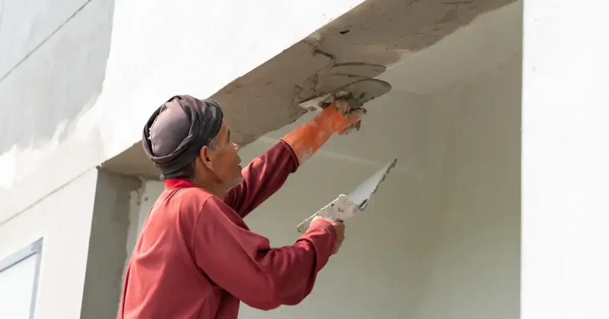 Zdjęcie Czy tynk można malować? Odkryj najważniejsze informacje i porady