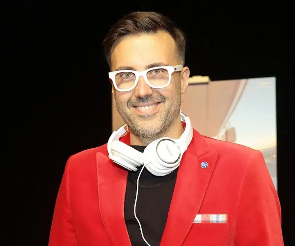 DJ Adamus portret