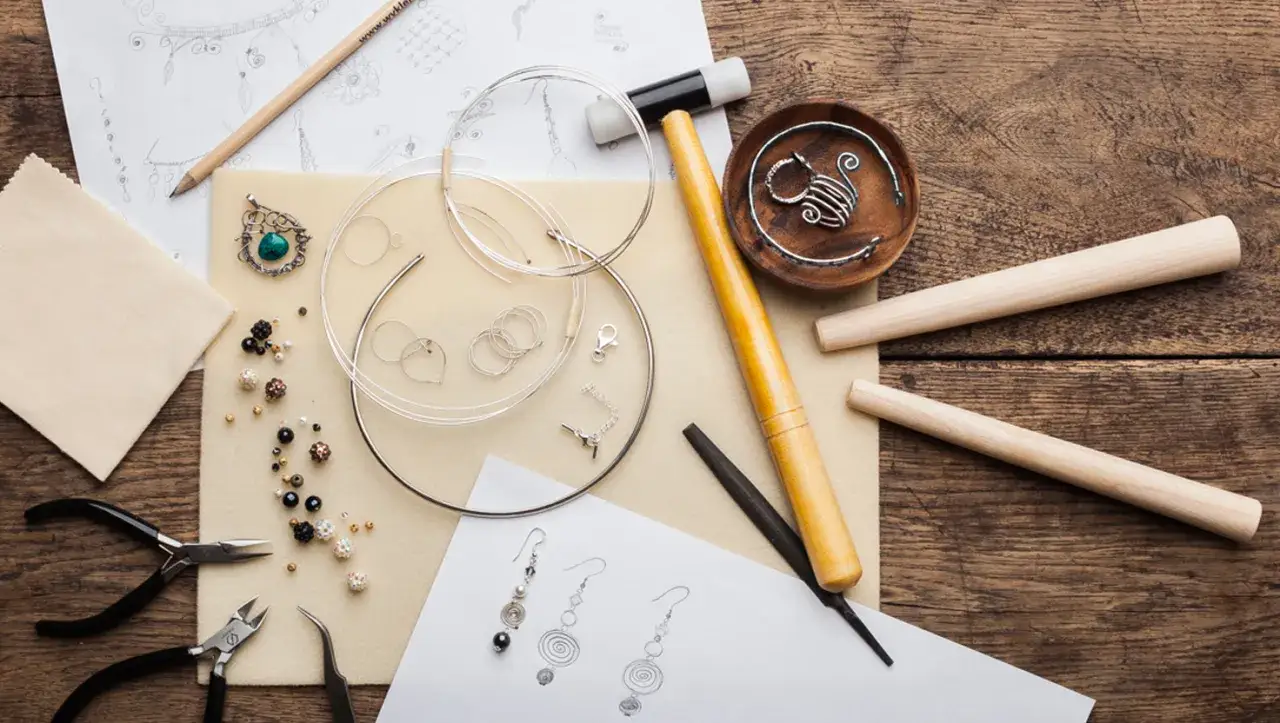 Niezbędne narzędzia do tworzenia biżuterii ze srebra