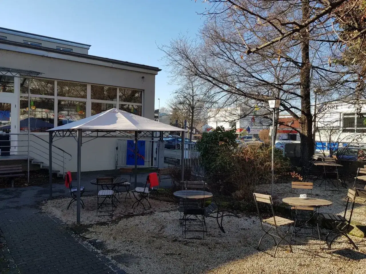 Caf&eacute; Nepomuk Reutlingen au&szlig;en
