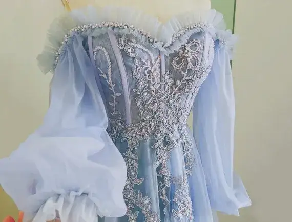 bajkowa suknia na studni&oacute;wkę bal