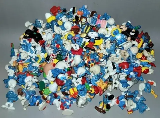 Kinder Niespodzianka Smerfy Hipopotamy Krokodyle