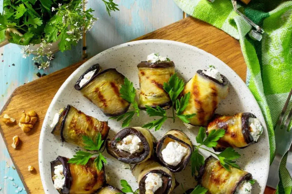 wegetariańskie i wegańskie dania z grilla