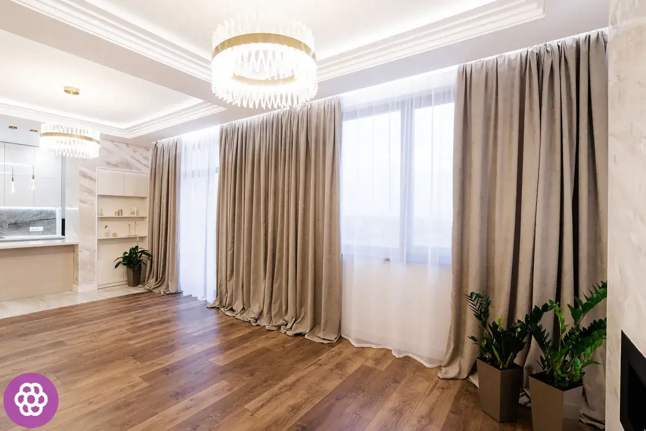 Zdjęcie Jakie firany na okno balkonowe? 8 inspirujących pomysłów