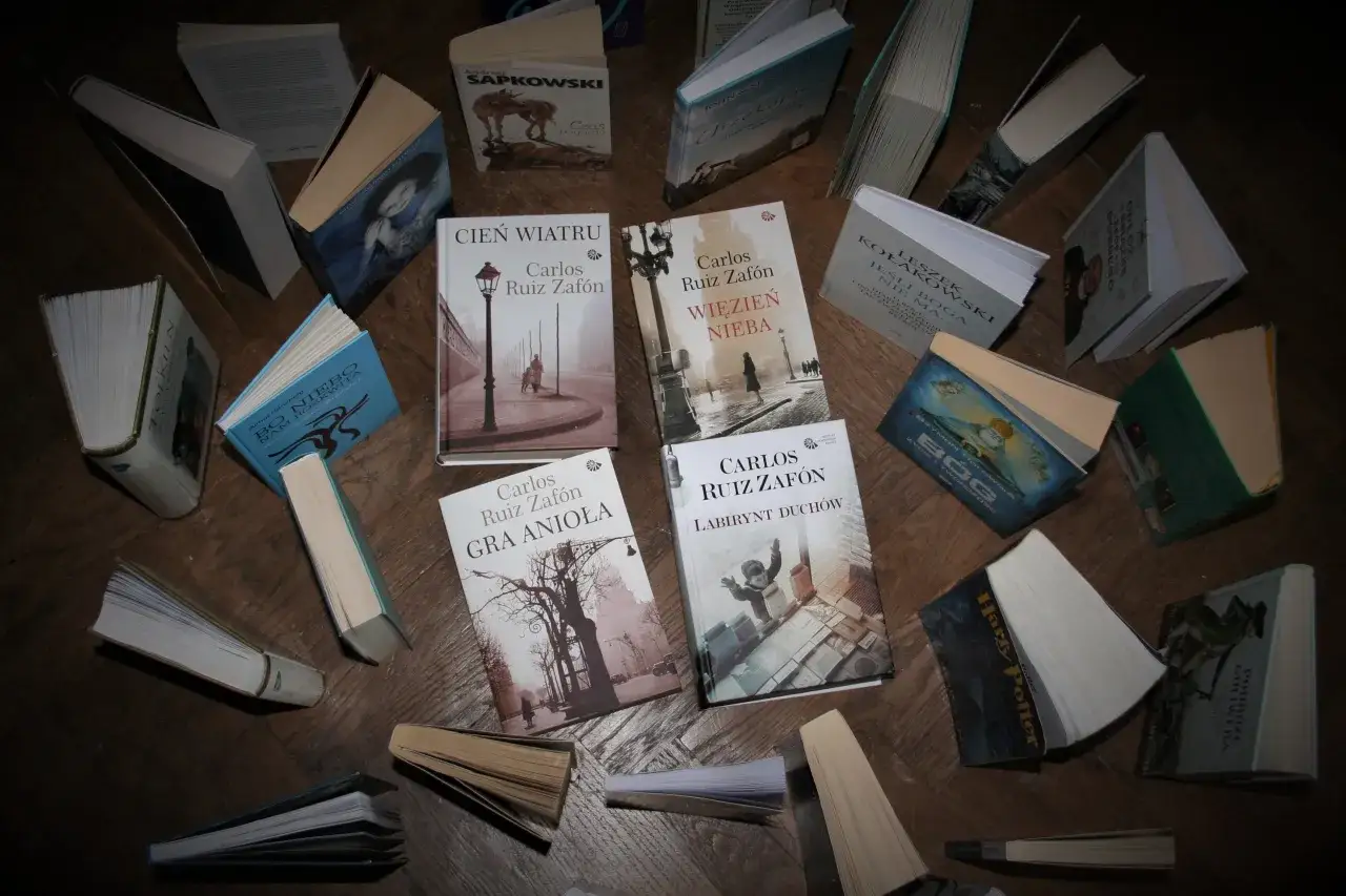 cmentarzysko zapomnianych książek zafón