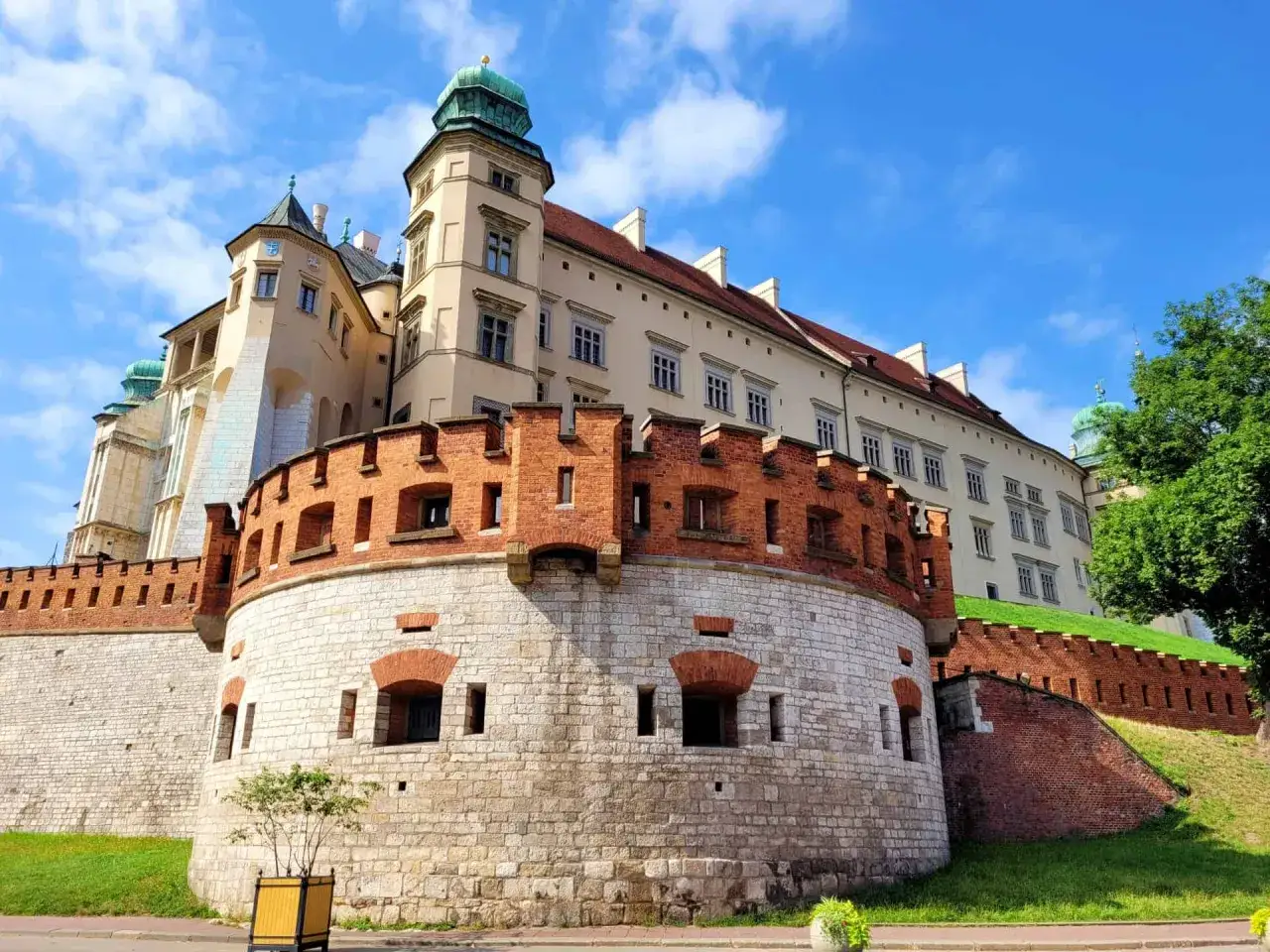 Wawel zamek katedra poranek