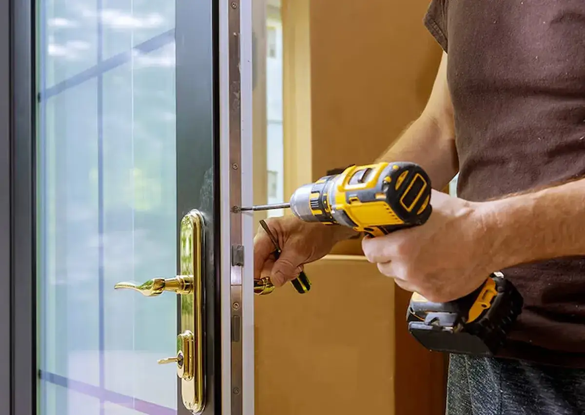 Czynniki wpływające na koszt montażu drzwi