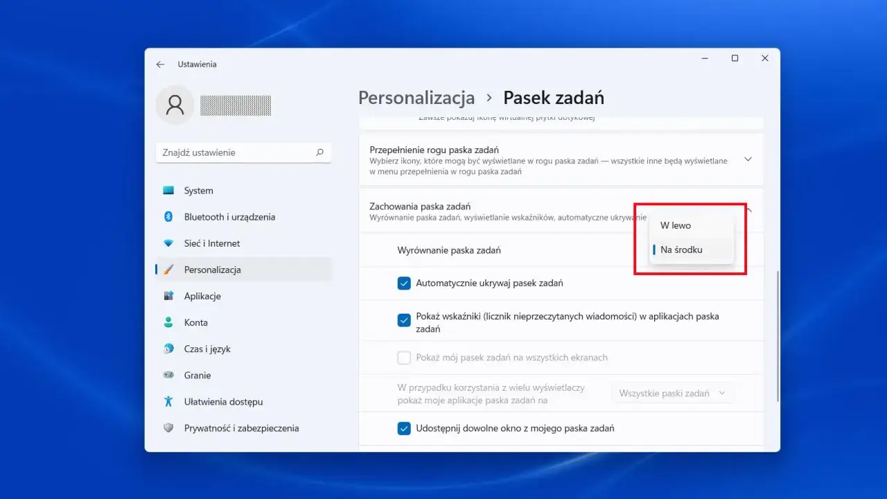 Ustawienia Personalizacja > Pasek zadań: jak zmienić położenie paska zadań Windows 11. Wybierz 