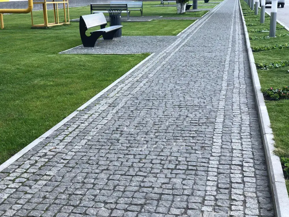Rodzaje kostki granitowej na podjazd wymiary